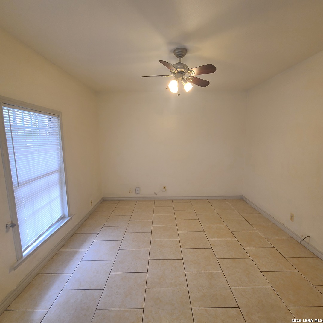 6602 Spring Manor San Antonio TX 78249