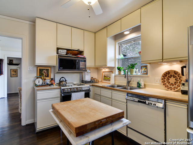 134 W Summit Avenue San Antonio TX 78212