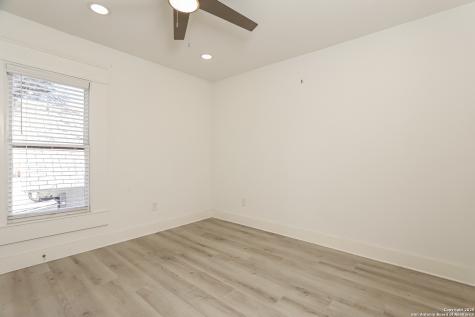 120 E Magnolia San Antonio TX 78212