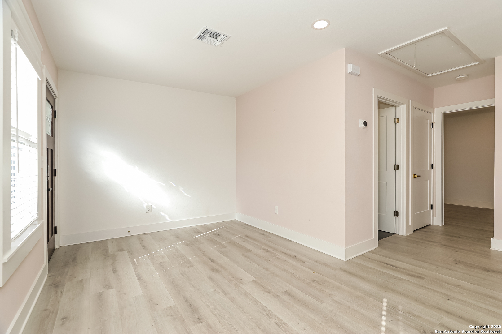 120 E Magnolia San Antonio TX 78212