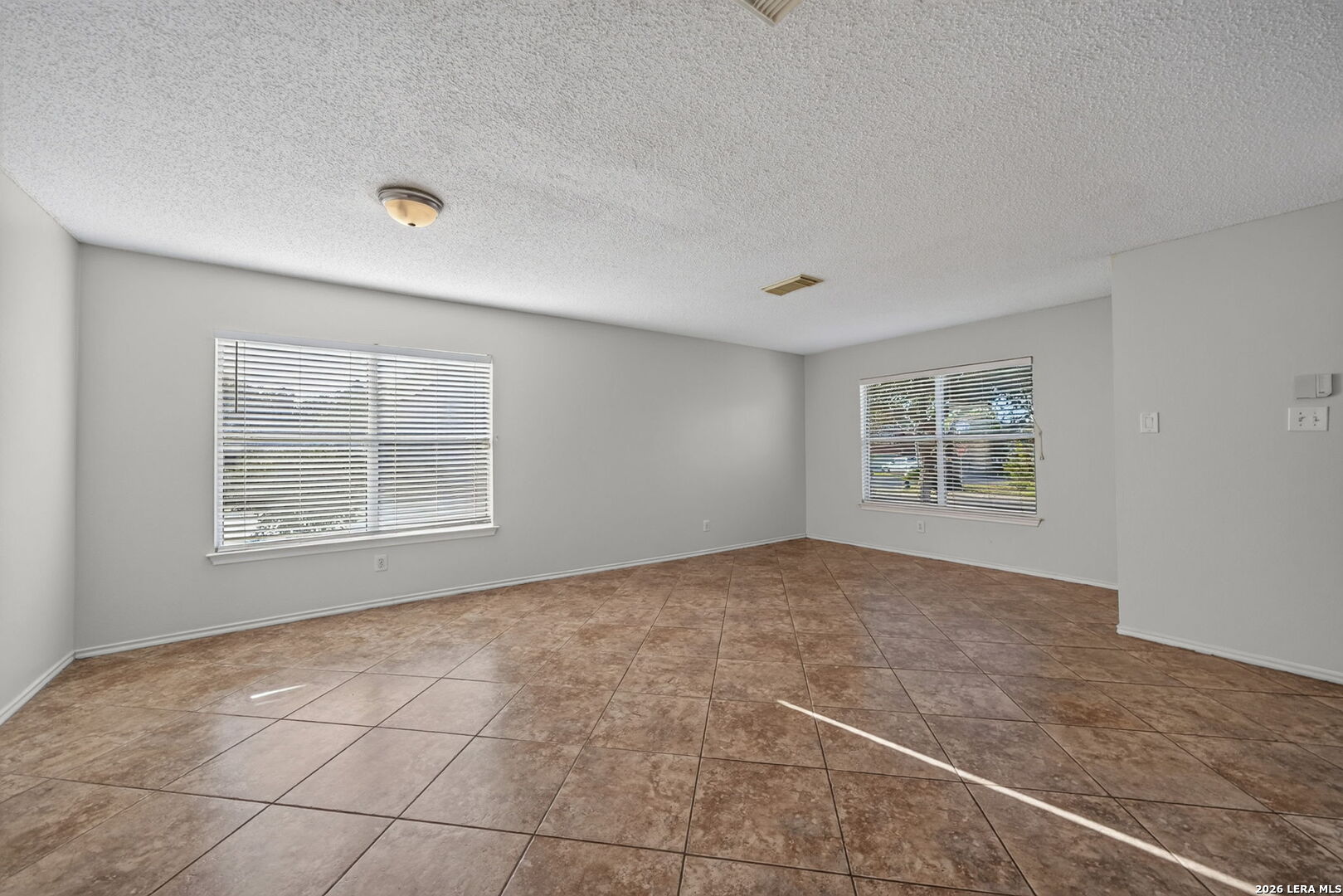 7702 Fairton Place Converse TX 78109