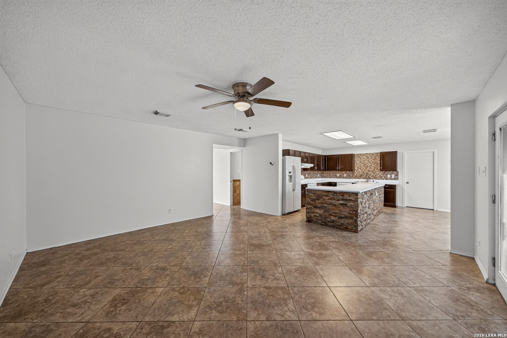 7702 Fairton Place Converse TX 78109