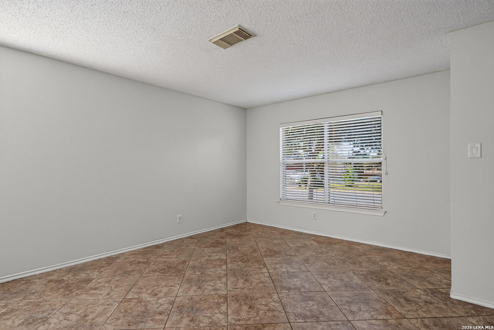 7702 Fairton Place Converse TX 78109