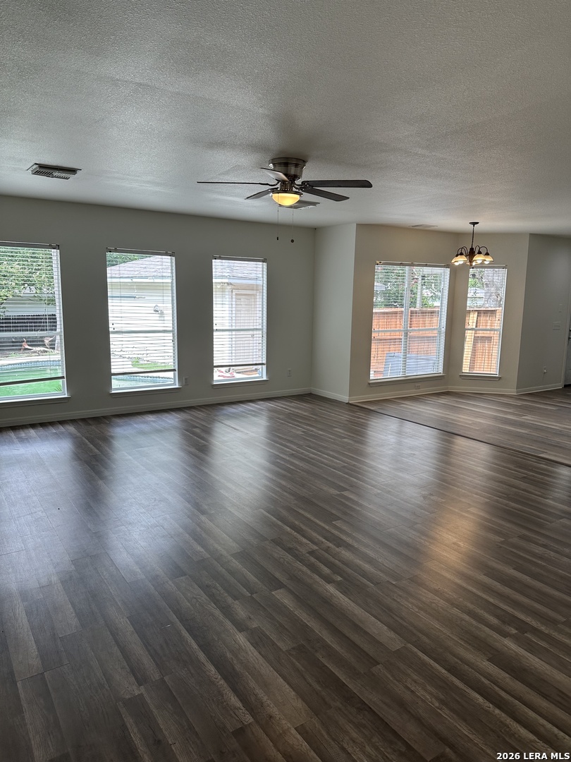 10463 Trailway Oak San Antonio TX 78240