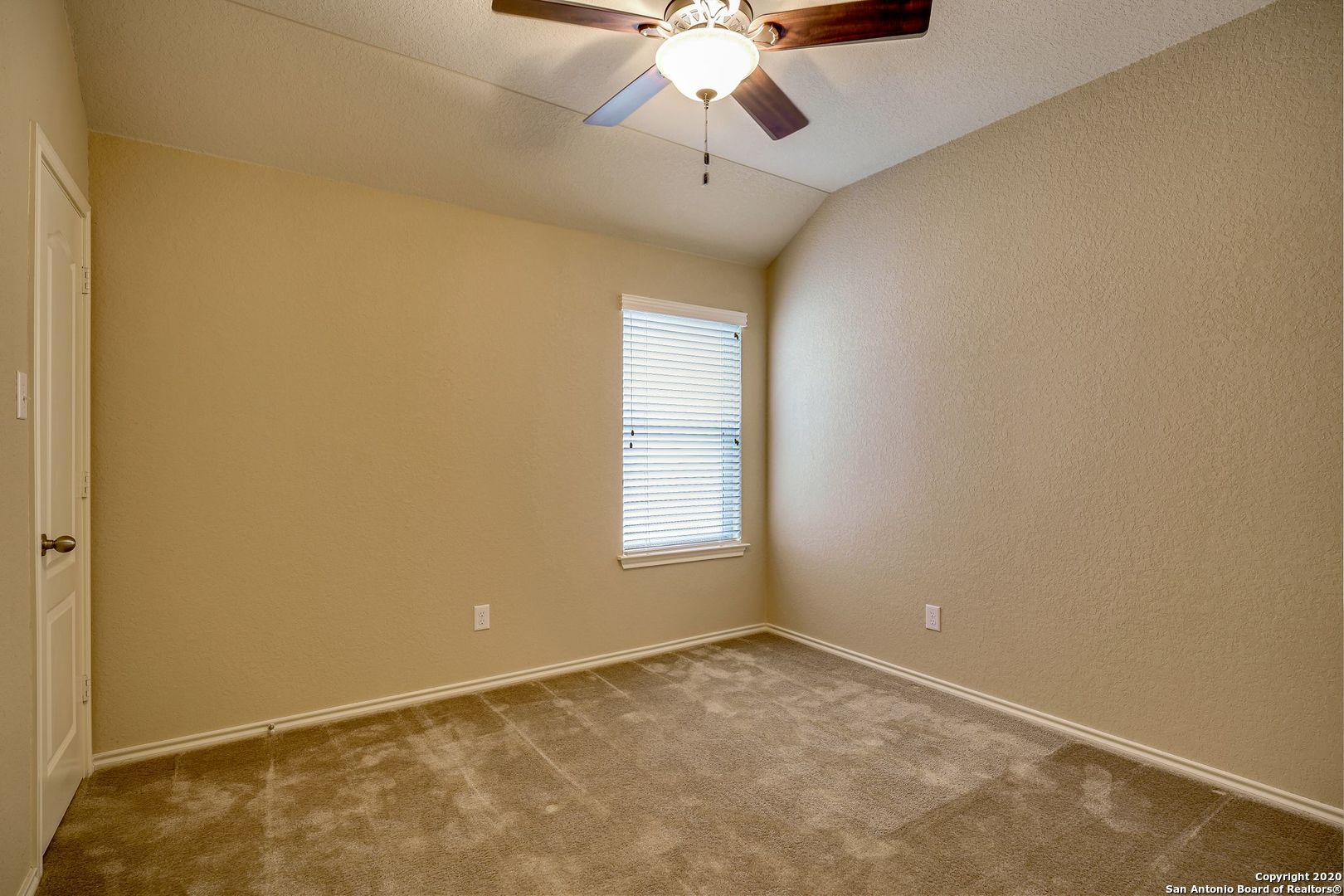 1031 Windy Pond San Antonio TX 78260