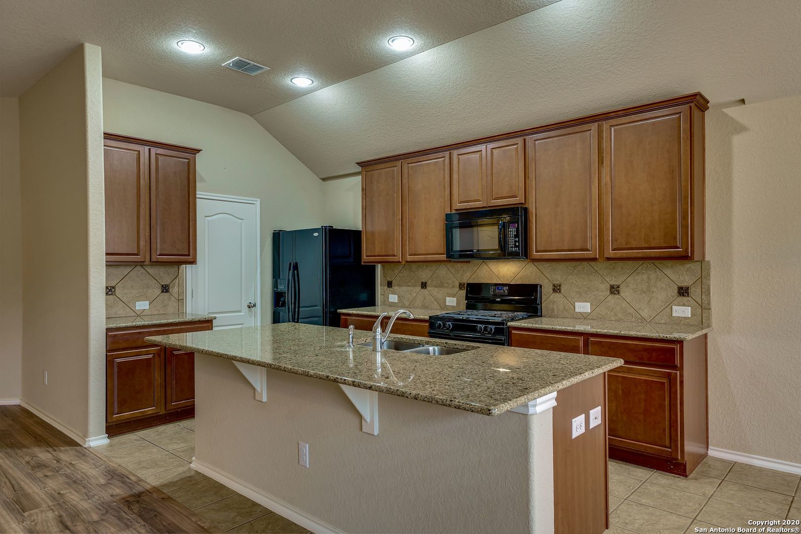 1031 Windy Pond San Antonio TX 78260