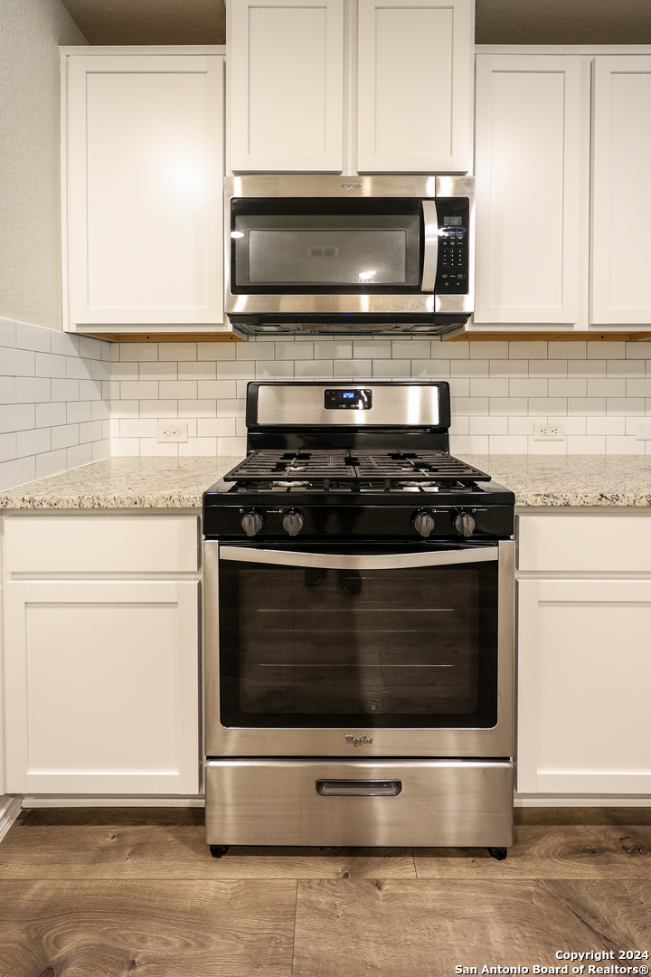 6407 Kendall Cove Converse TX 78109
