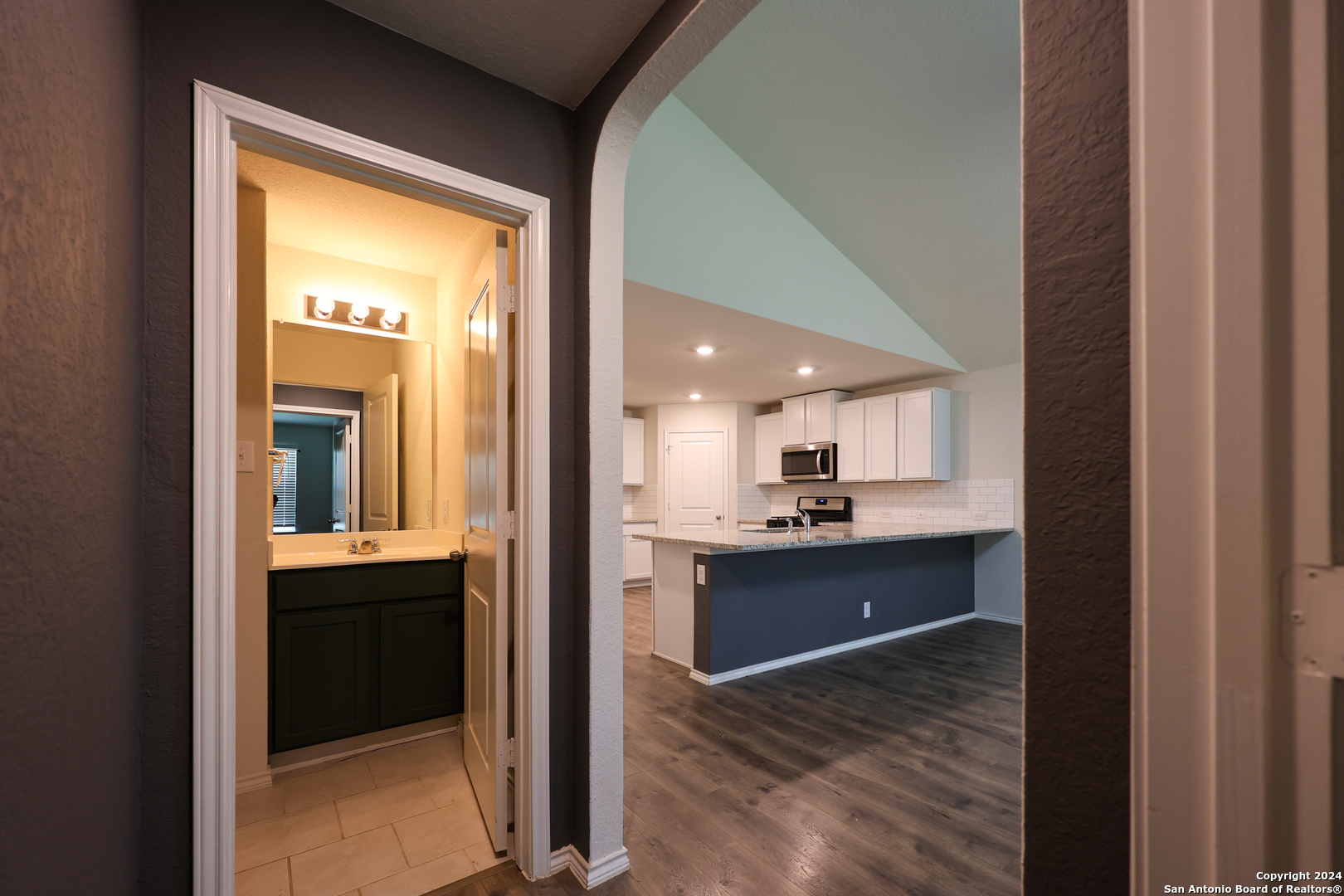 6407 Kendall Cove Converse TX 78109