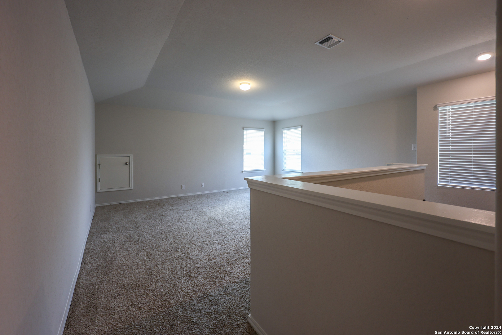 6407 Kendall Cove Converse TX 78109