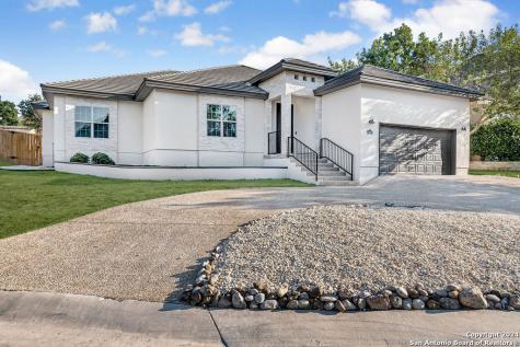 1303 Summerfield San Antonio TX 78258