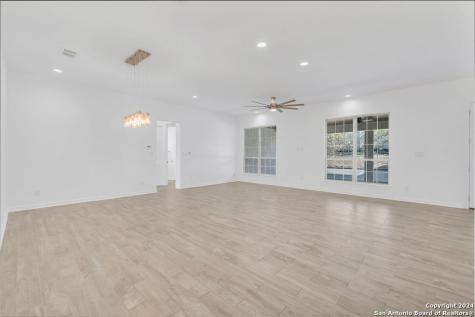 1303 Summerfield San Antonio TX 78258