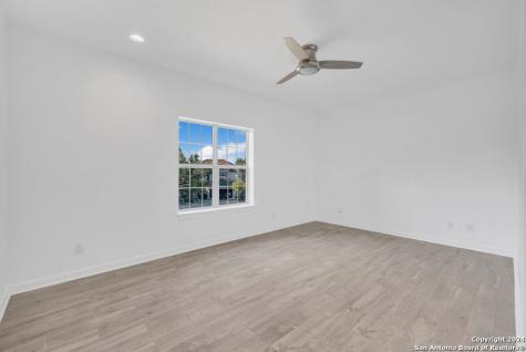 1303 Summerfield San Antonio TX 78258