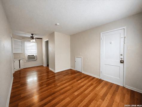 1511 W Woodlawn Avenue San Antonio TX 78201