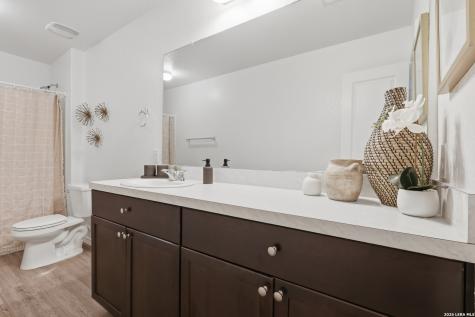 5938 Autumn Palms San Antonio TX 78242