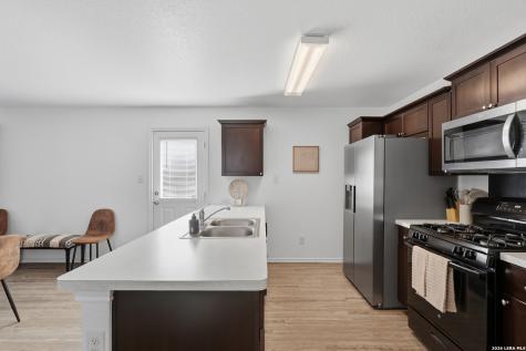 5938 Autumn Palms San Antonio TX 78242