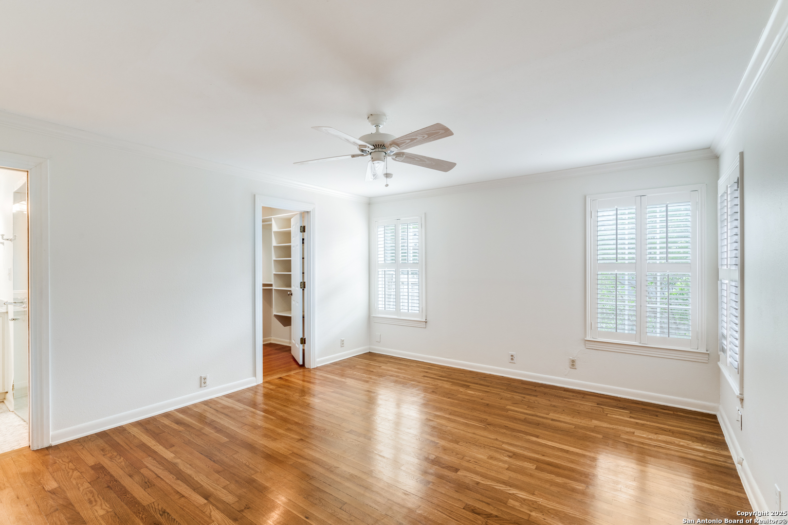 100 Seford Drive Terrell Hills TX 78209