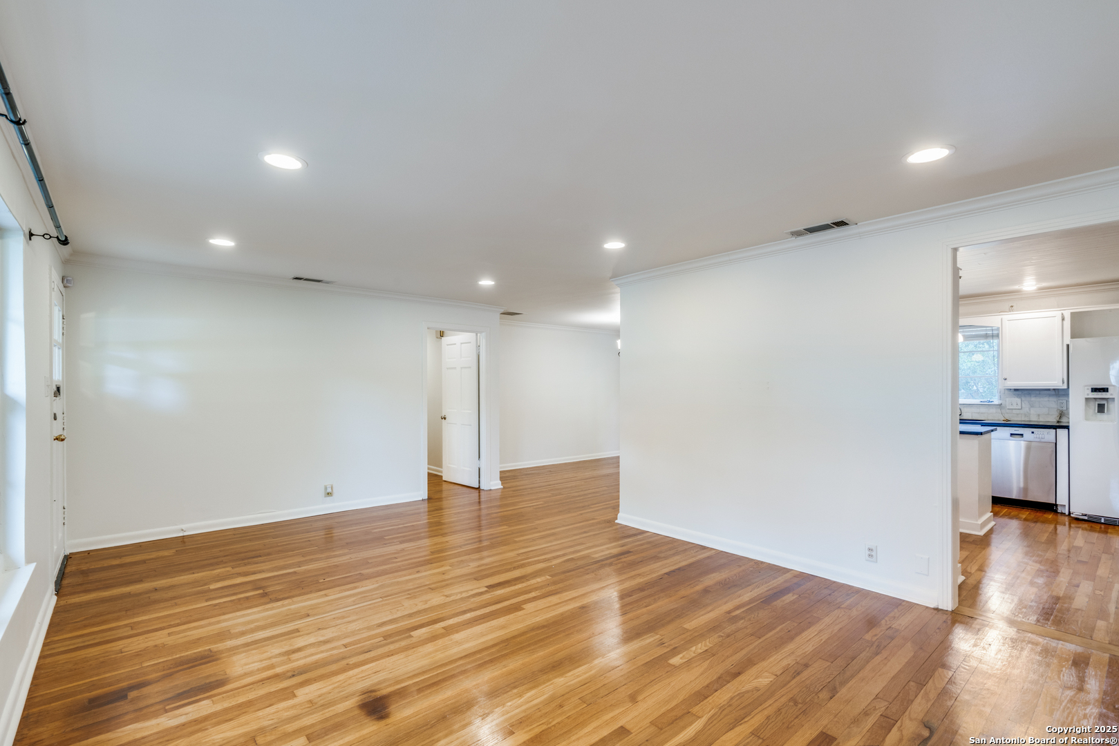 100 Seford Drive Terrell Hills TX 78209
