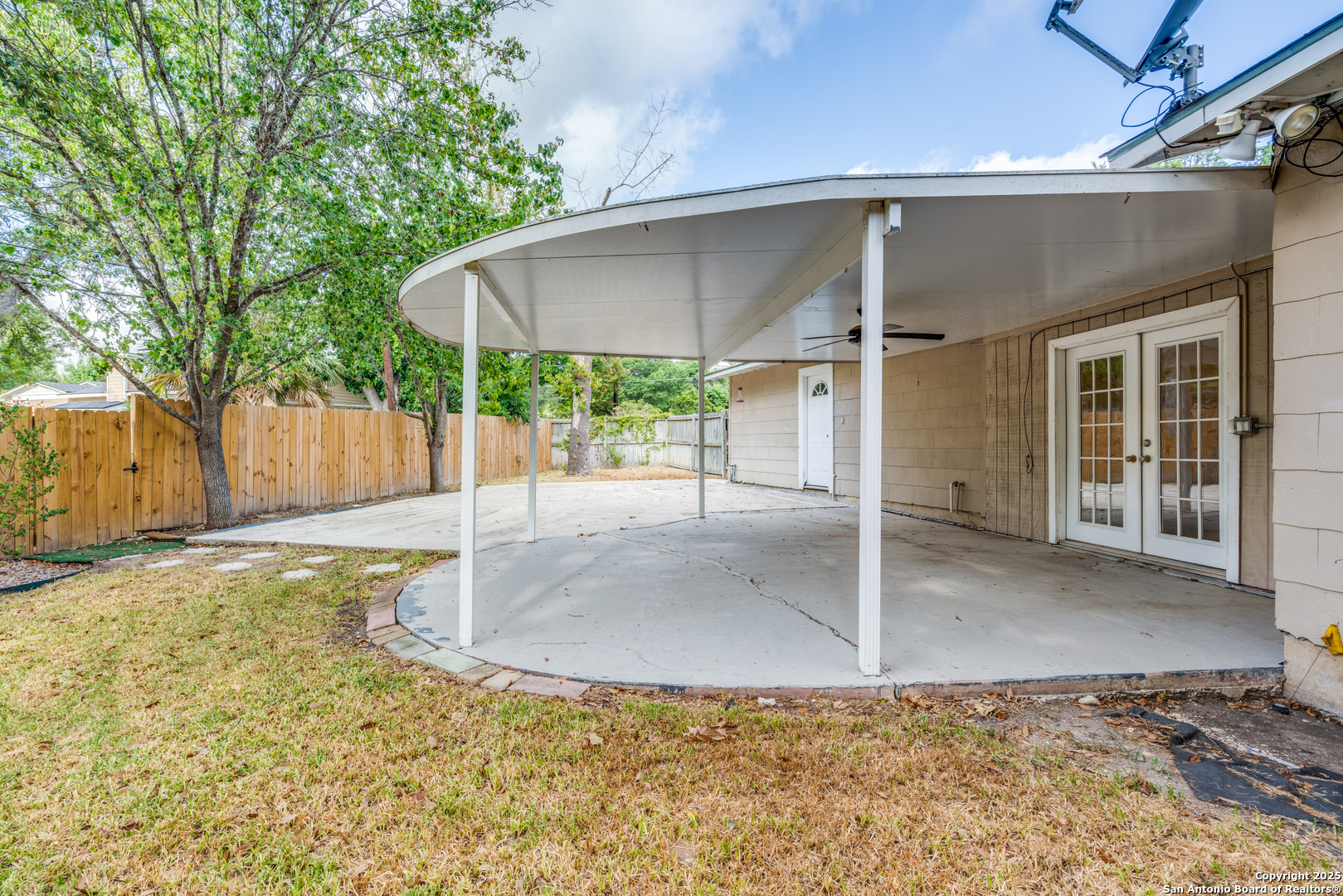 100 Seford Drive Terrell Hills TX 78209