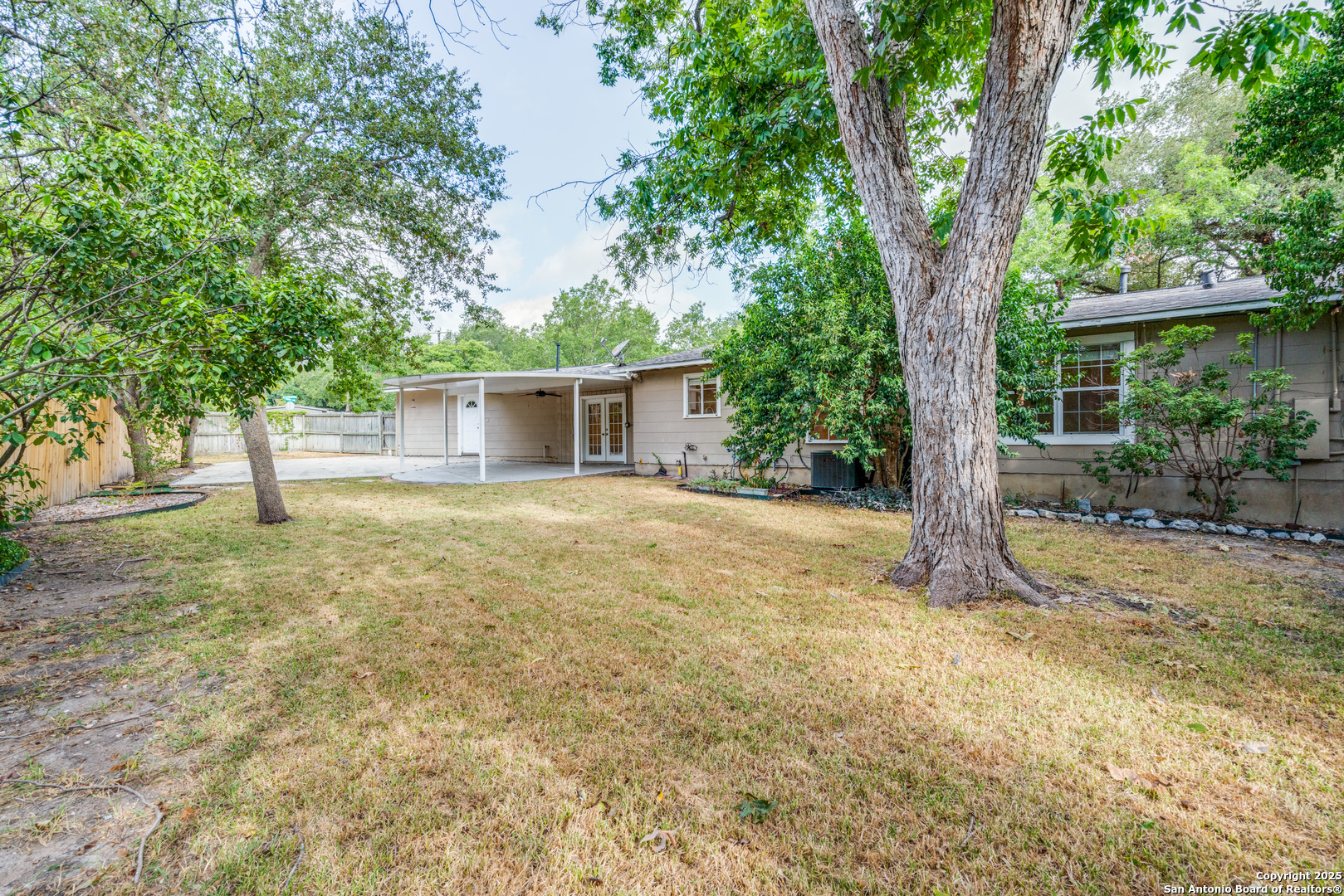 100 Seford Drive Terrell Hills TX 78209