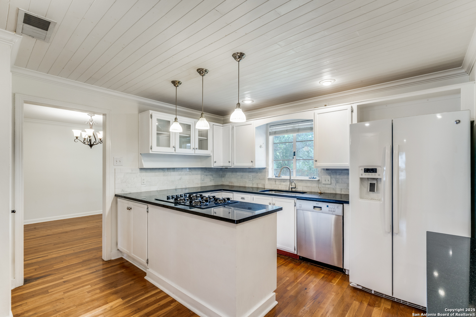100 Seford Drive Terrell Hills TX 78209