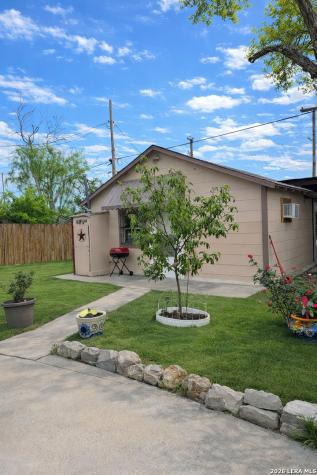 810 Haggin Street San Antonio TX 78210