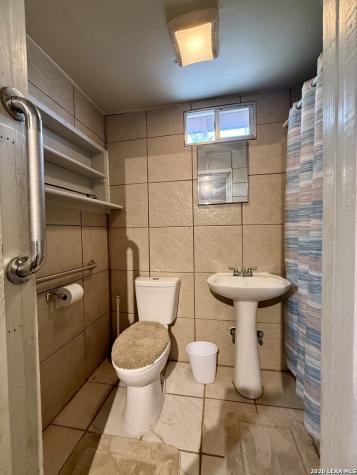 810 Haggin Street San Antonio TX 78210