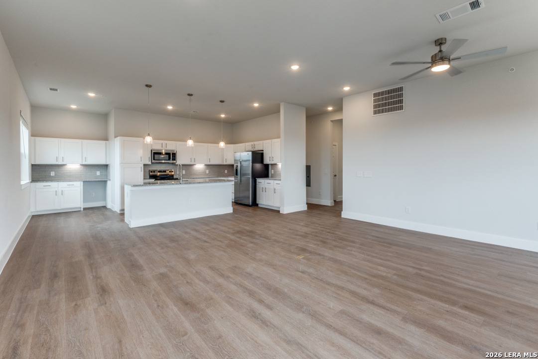 330 E Carson San Antonio TX 78208