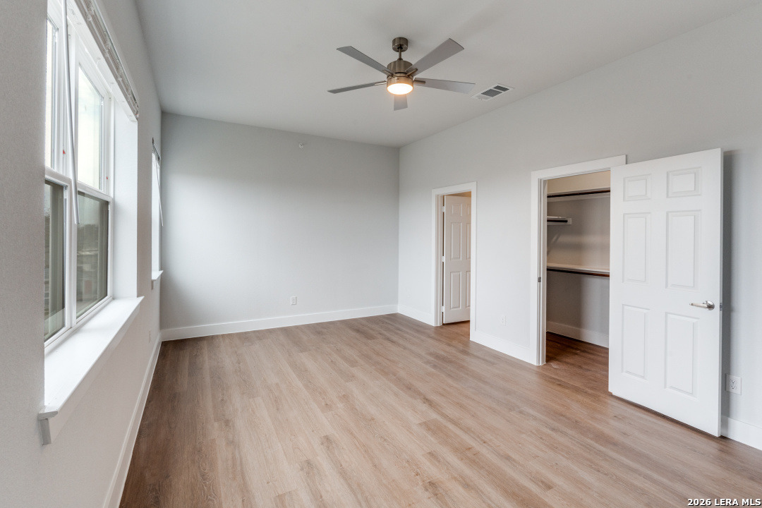 330 E Carson San Antonio TX 78208