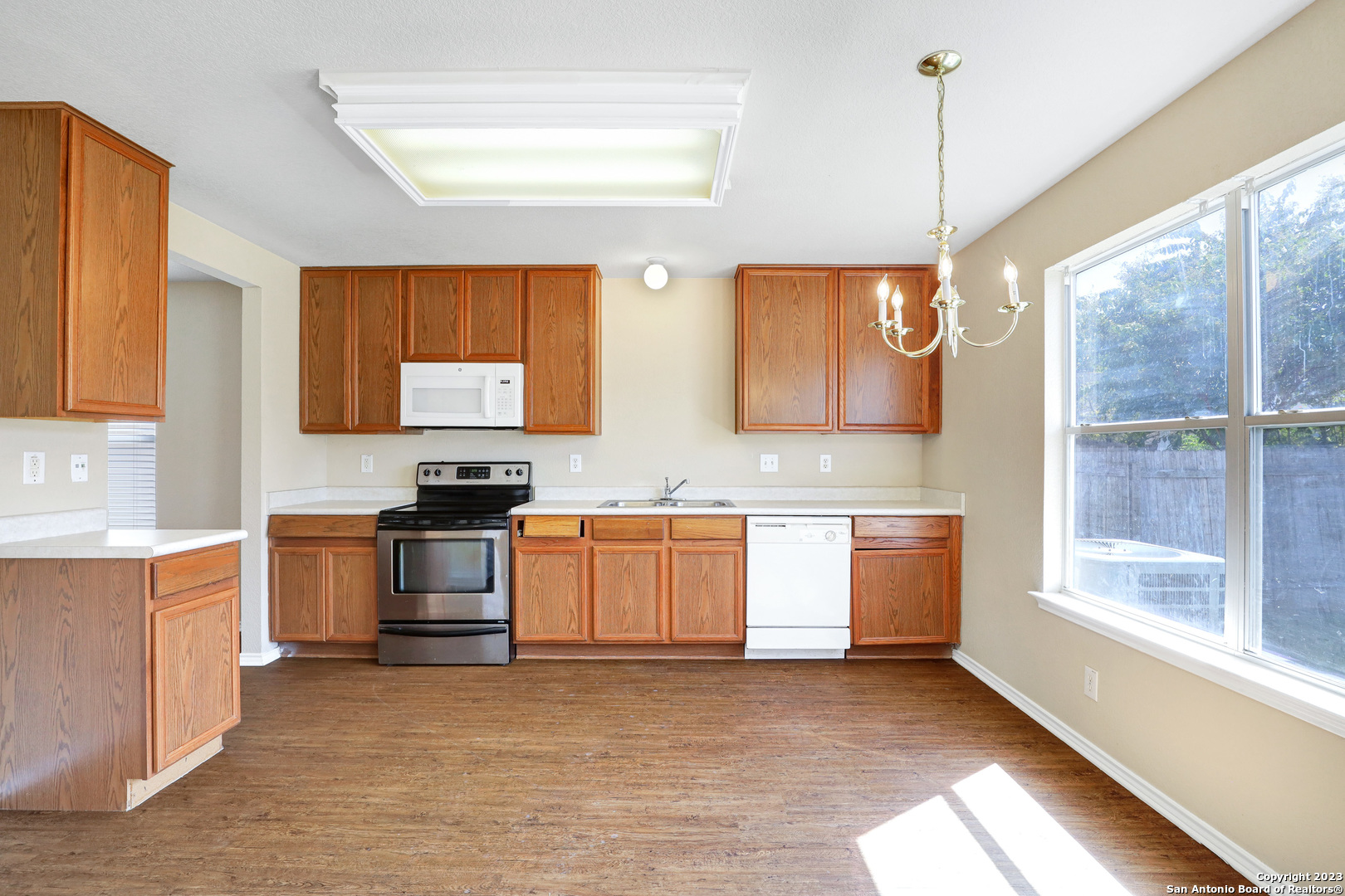 7603 Allendate Peak San Antonio TX 78254