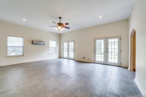 1149 Garraty Road San Antonio TX 78209