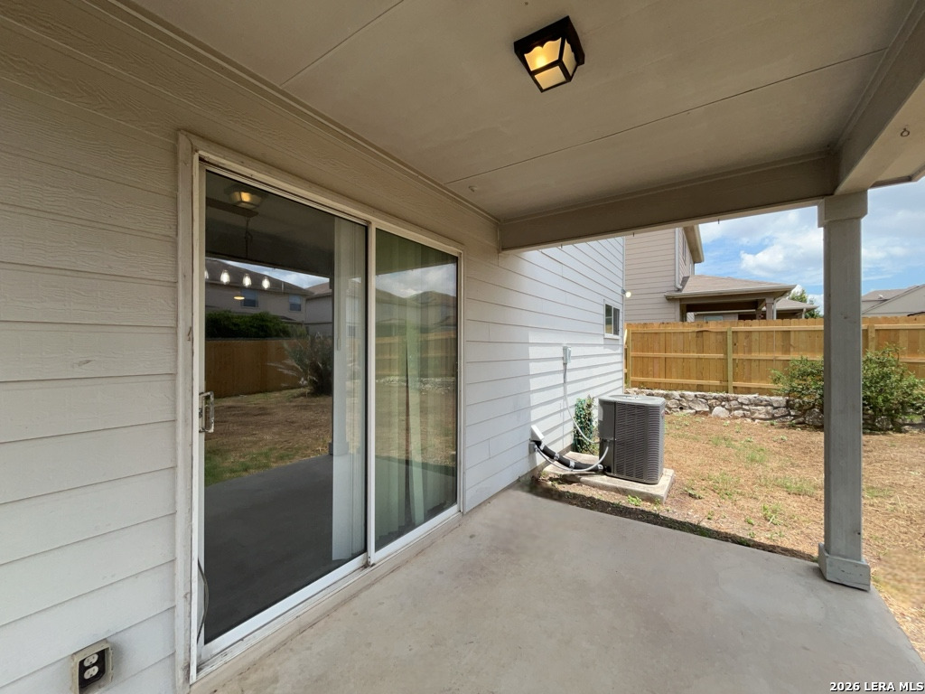 9414 Lookover Bay Converse TX 78109