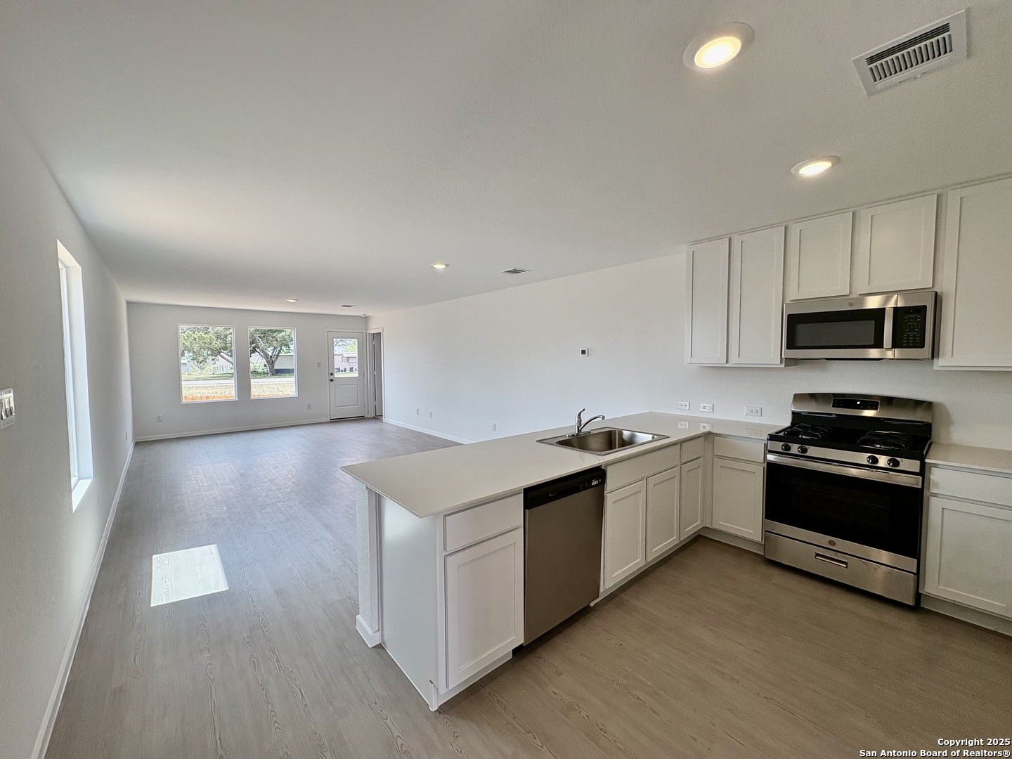 1503 Silver Creek New Braunfels TX 78130