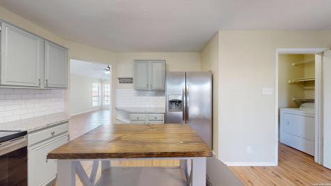 2210 Muddy Peak Drive San Antonio TX 78245