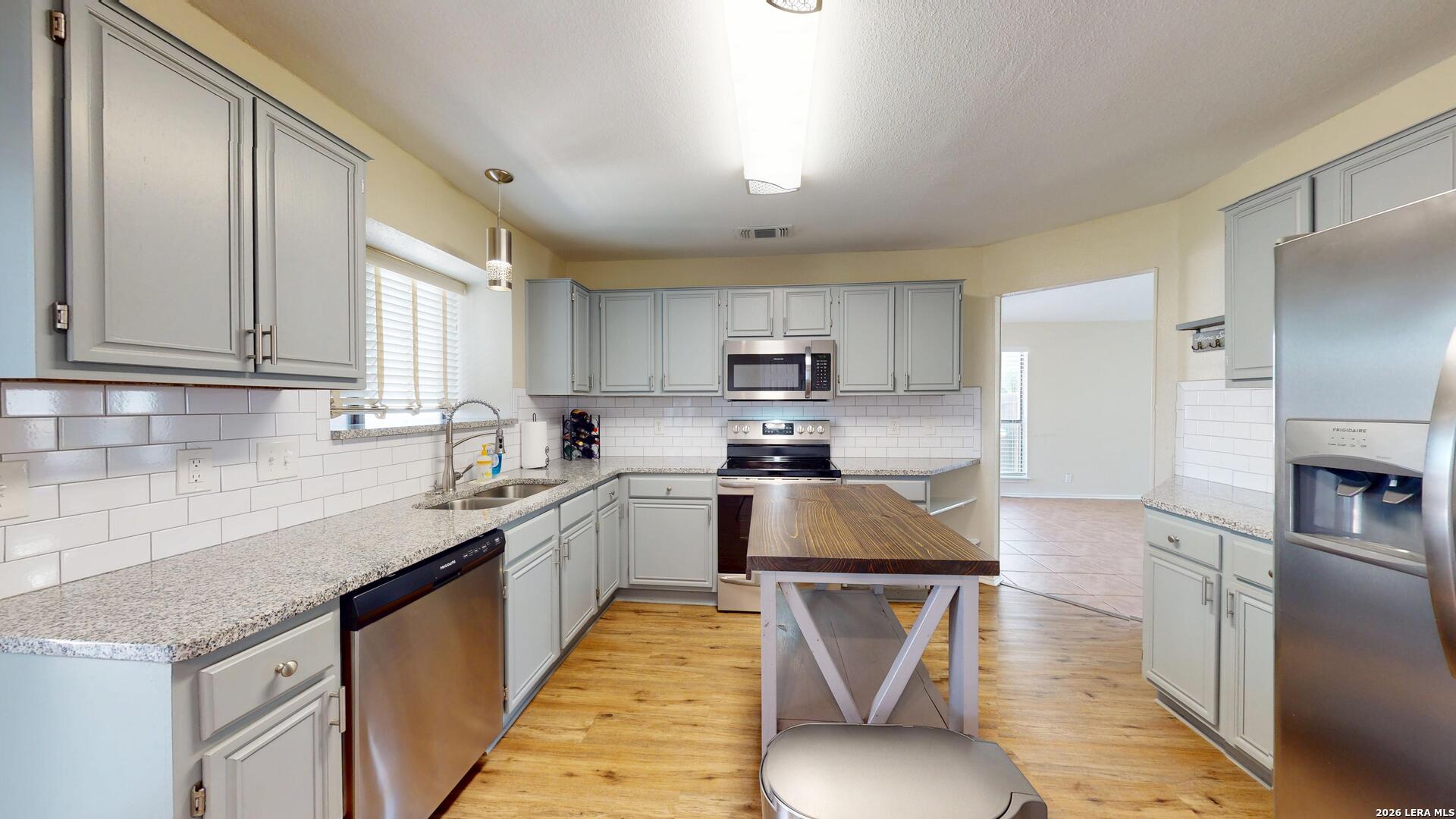 2210 Muddy Peak Drive San Antonio TX 78245