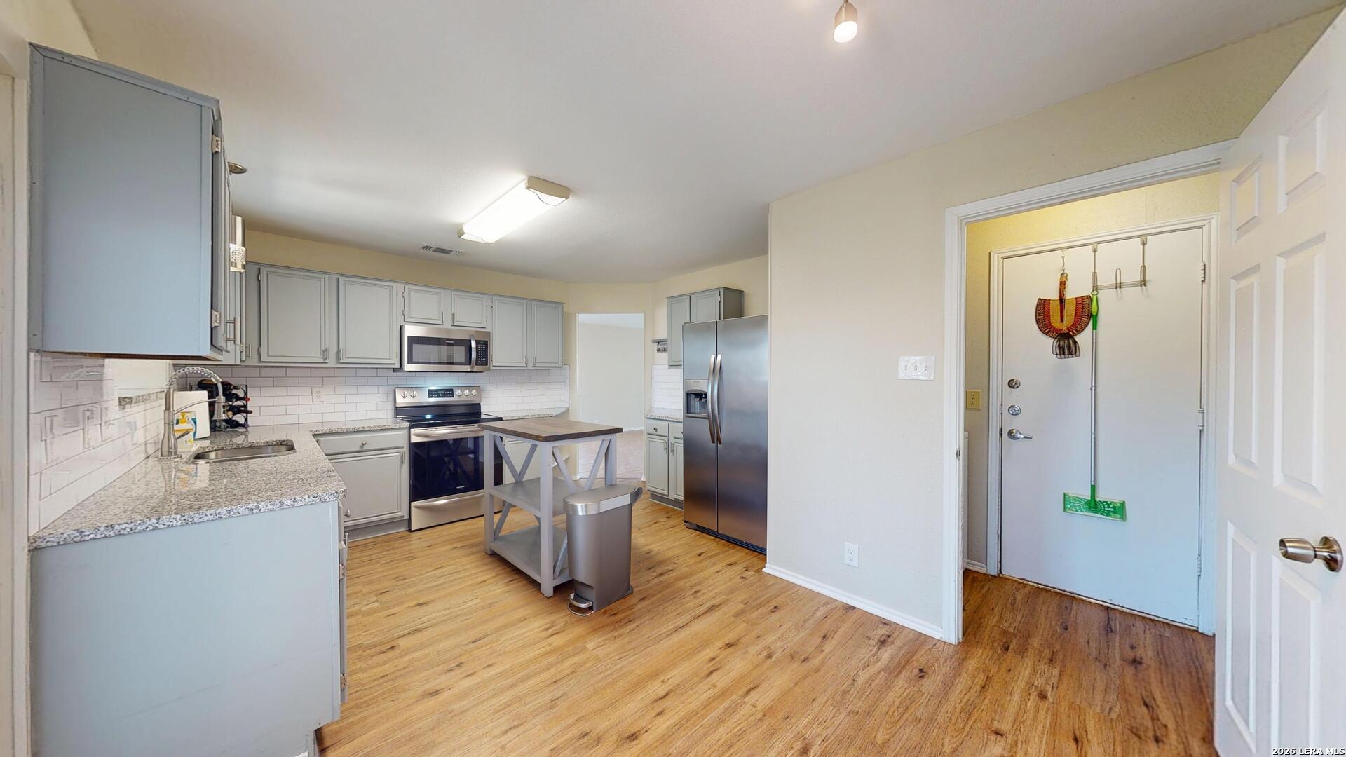 2210 Muddy Peak Drive San Antonio TX 78245