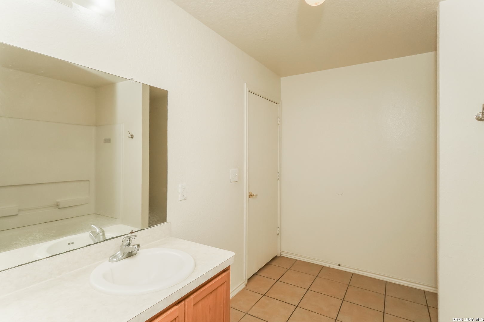 5915 Iris San Antonio TX 78218