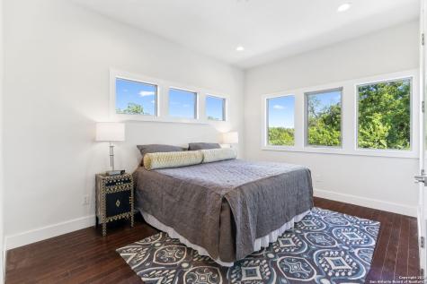 135 Cedar Street San Antonio TX 78210