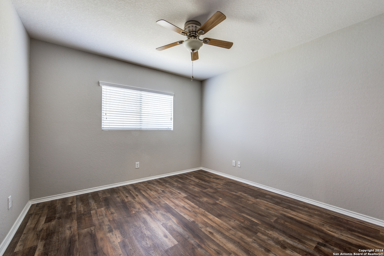 308 Lonestar Gait Selma TX 78154