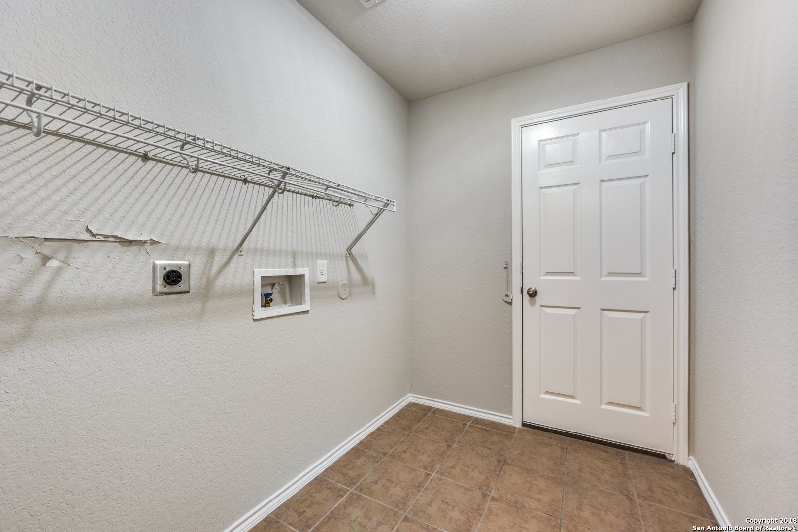 308 Lonestar Gait Selma TX 78154