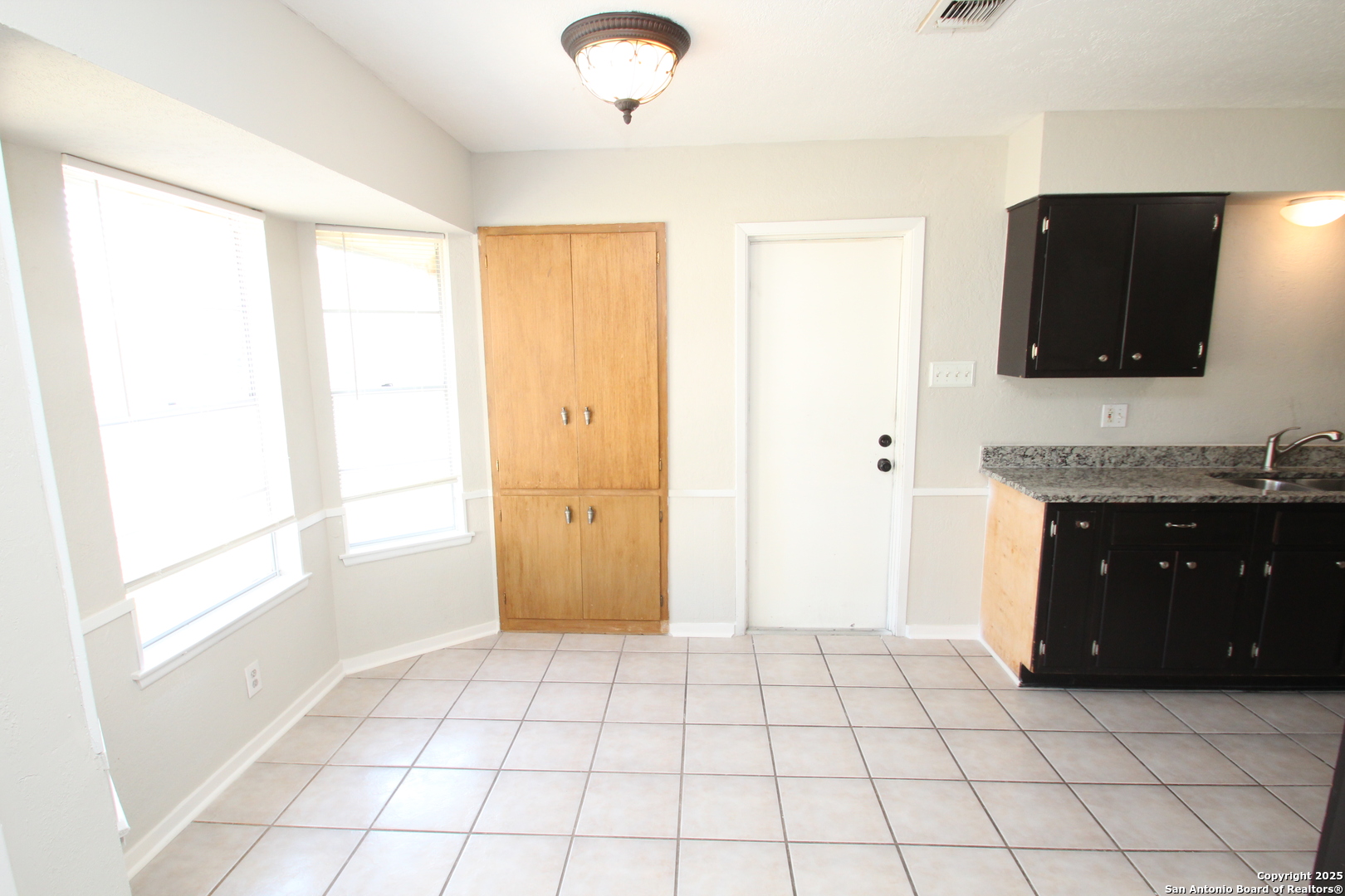 310 Threadneedle Lane San Antonio TX 78227