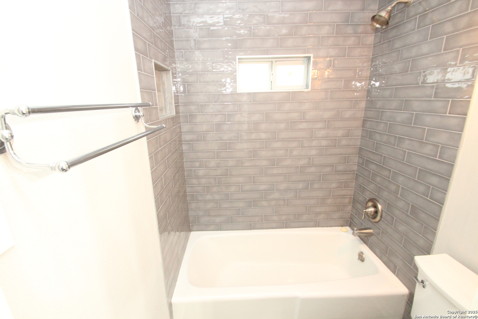 310 Threadneedle Lane San Antonio TX 78227