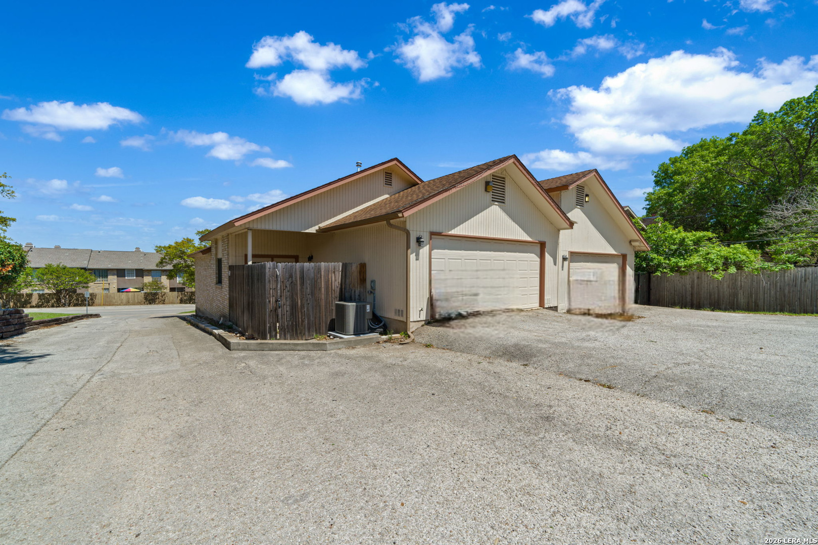 1930 Broken Oak Street San Antonio TX 78232