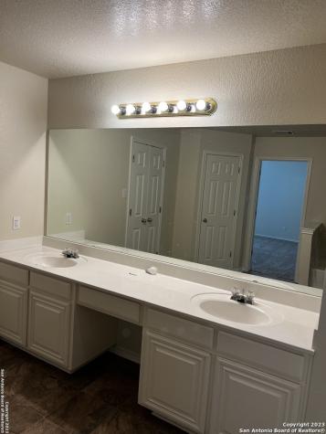 12610 Point Sound San Antonio TX 78253