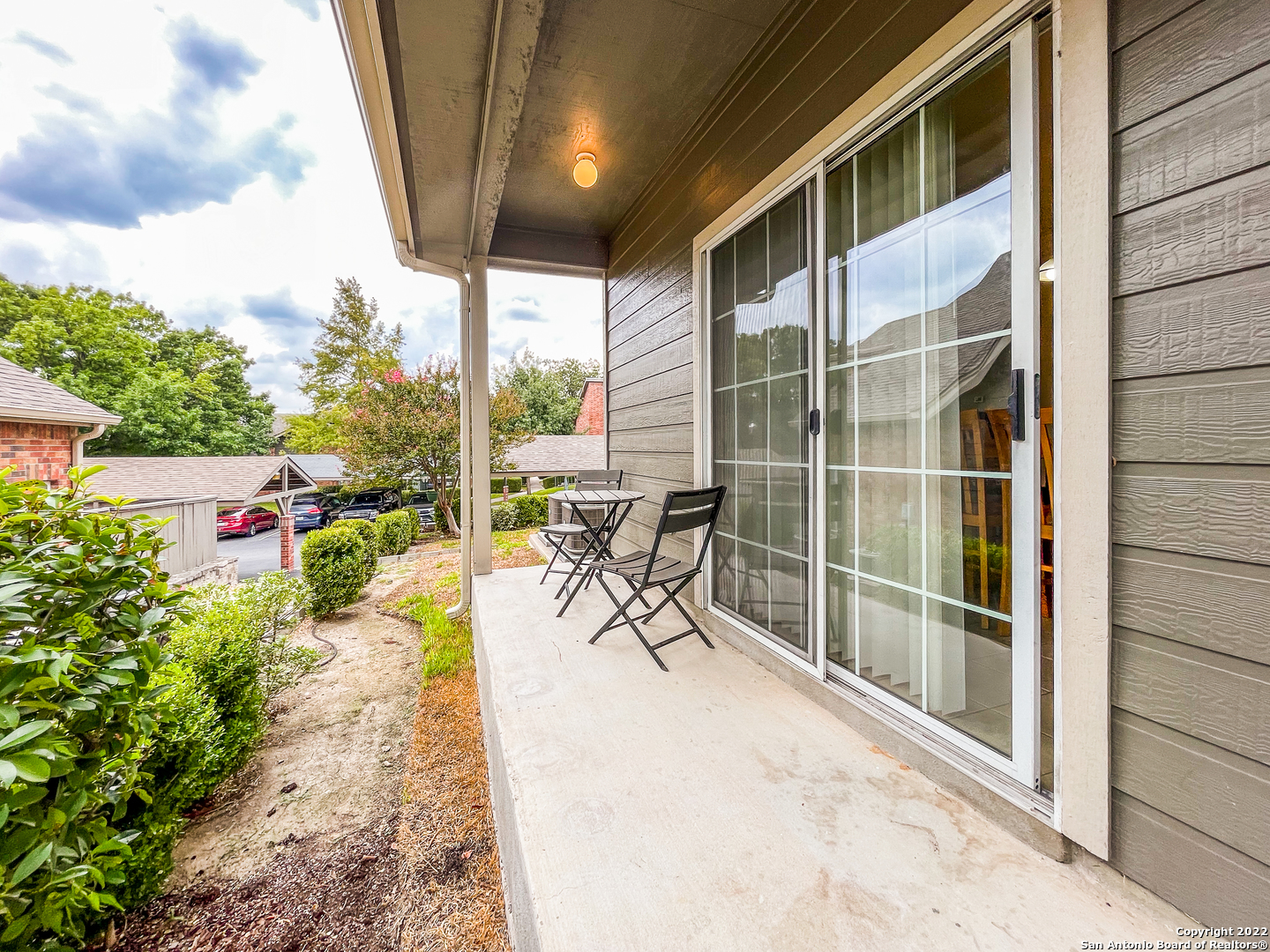 151 Chapel Hill Circle, San Antonio TX 78240