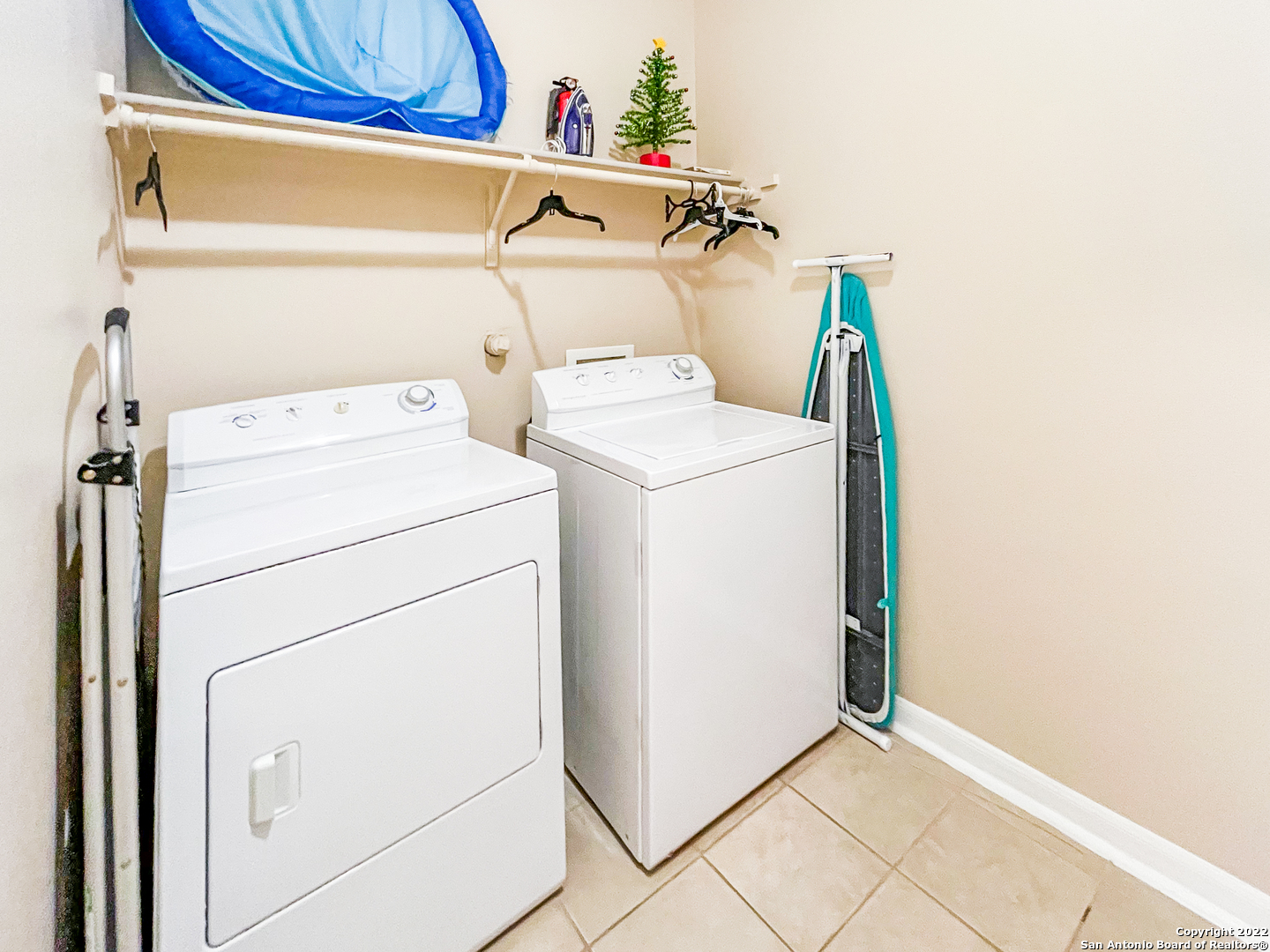 151 Chapel Hill Circle, San Antonio TX 78240