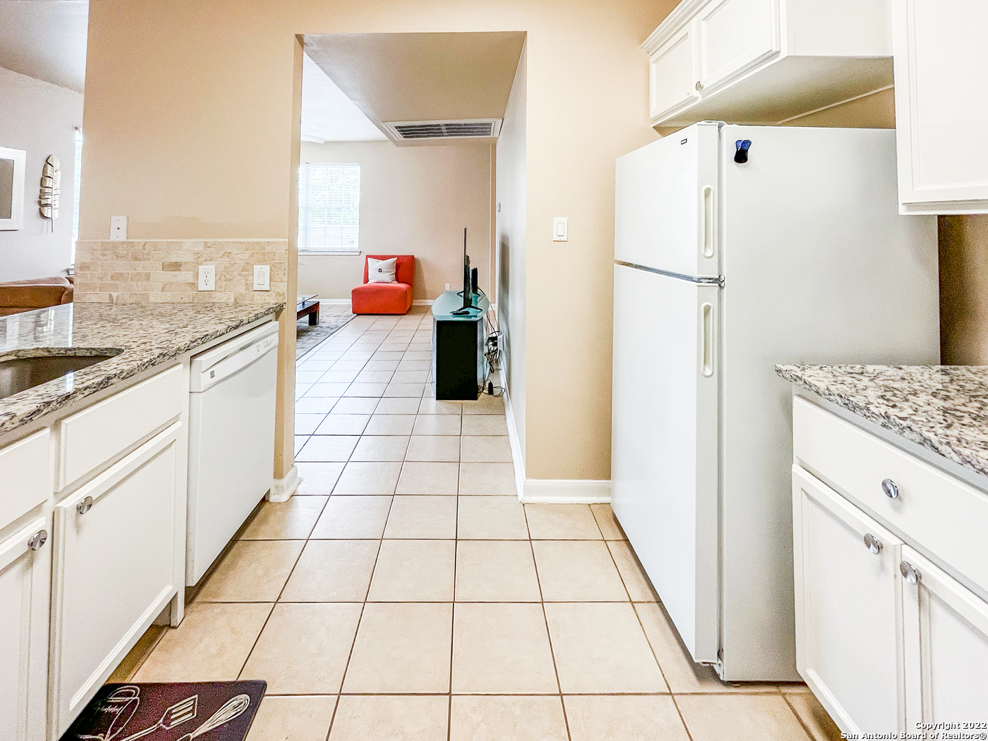 151 Chapel Hill Circle, San Antonio TX 78240