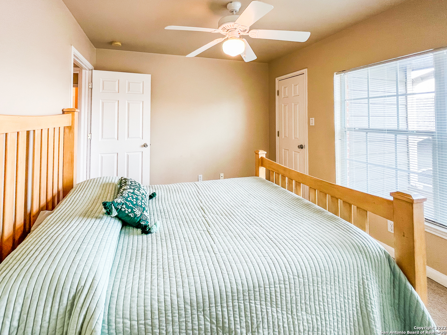 151 Chapel Hill Circle, San Antonio TX 78240