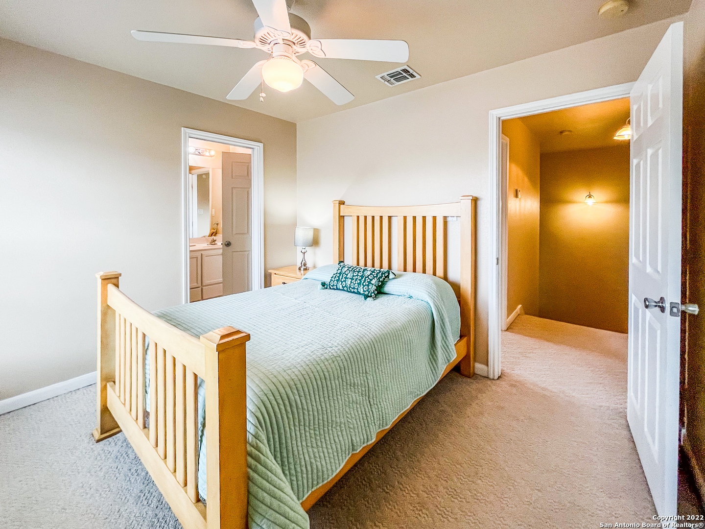 151 Chapel Hill Circle, San Antonio TX 78240