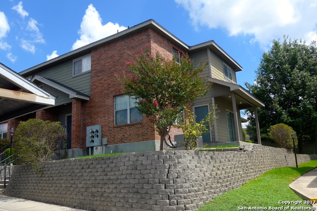 151 Chapel Hill Circle, San Antonio TX 78240