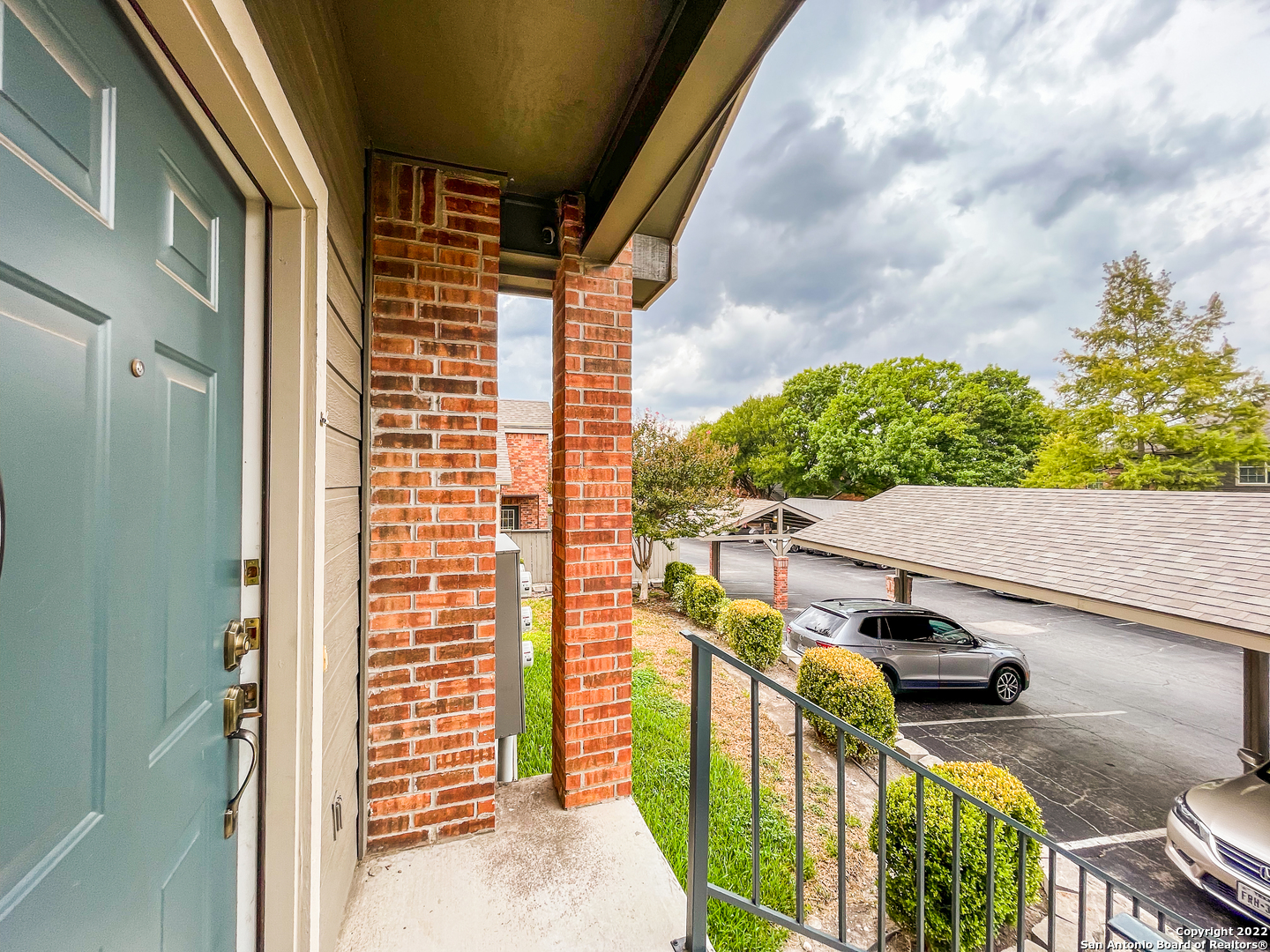 151 Chapel Hill Circle, San Antonio TX 78240